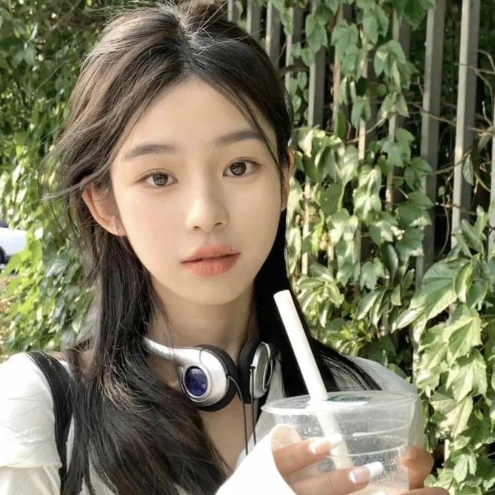 柏婷娜小姐国语